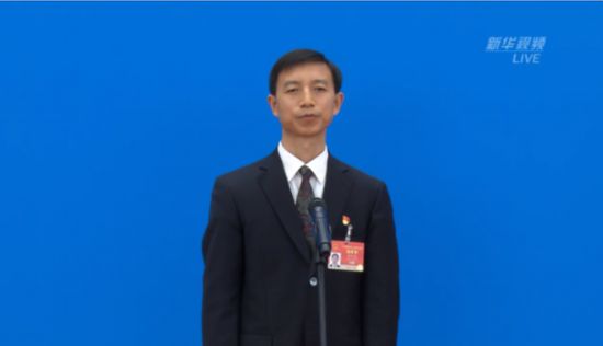 從環衛一線到全國兩會，張金海亮相代表通道