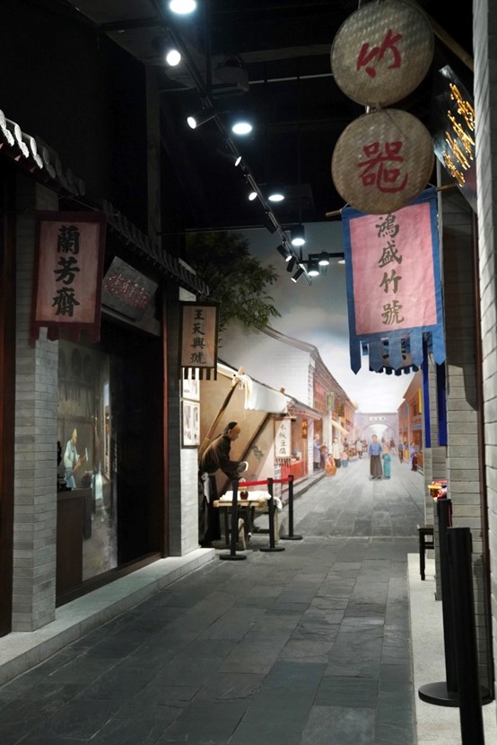 河道總督署展示館的二樓復原了明清時期濟寧繁榮的市井面貌。