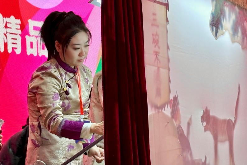 濟南皮影戲展演。于思彤?dāng)z